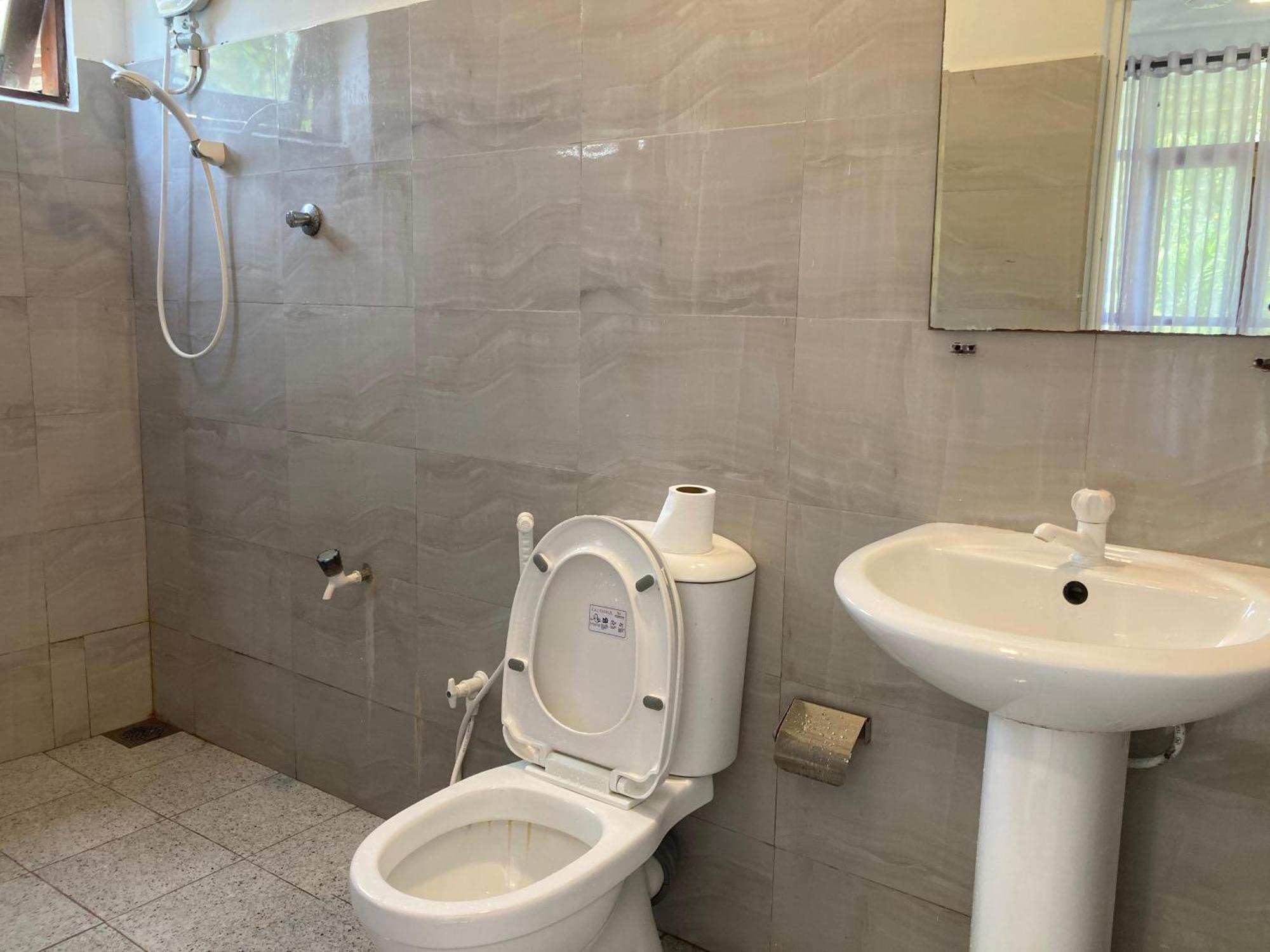 Navora Hotel Hikkaduwa Eksteriør billede