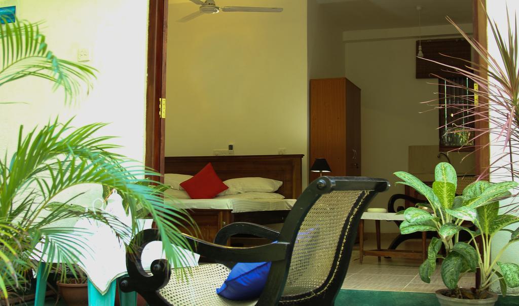 Navora Hotel Hikkaduwa Eksteriør billede